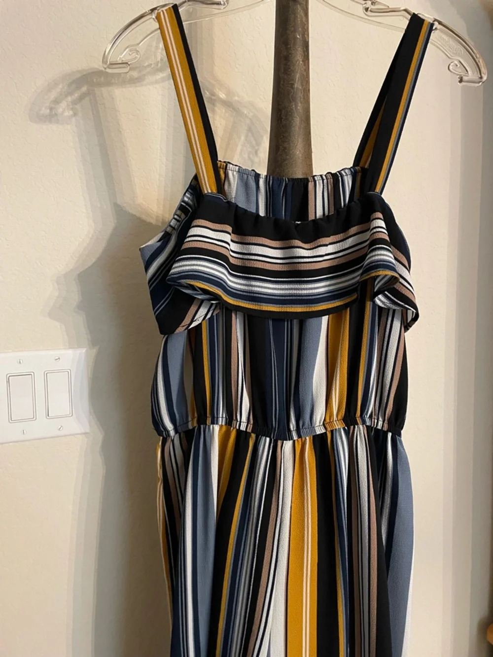 ✨ No Boundaries Junior's Ruffle Flounce Sleeveless Striped Jumpsuit SZ L (11-13 - Picture 3 of 13